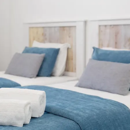 Muralha 2 - - By Sch * ナザレ