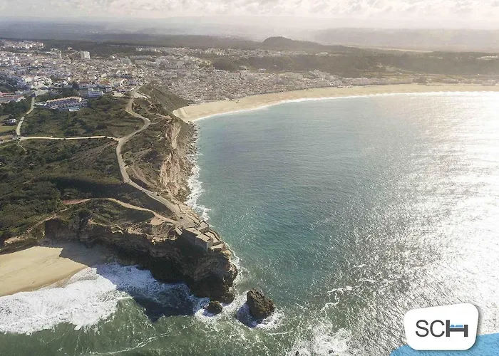 Muralha 2 - - By Sch * Nazaré